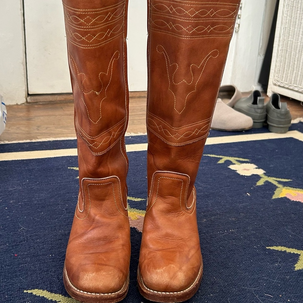 Frye Campus Boots